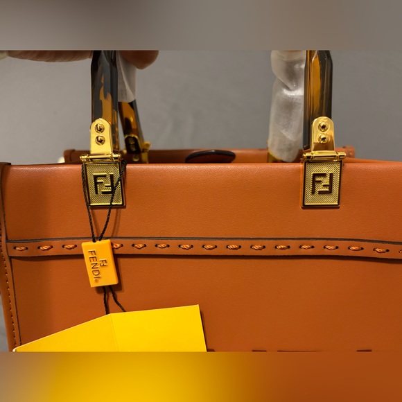 Fashion Brown Mono Italian Leather Sunshine SmallTote W/ Tortoiseshell Handles - Picture 7 of 16